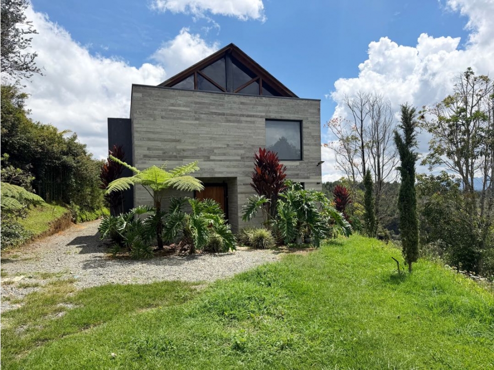 Casa campestre independiente para la venta cerca al aeropuerto - 3