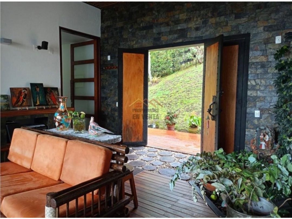 Casa campestre Juanito Laguna . El Retiro - Antioquia