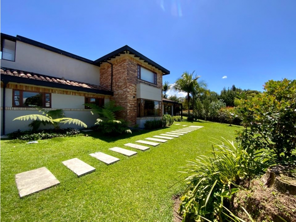 Venta Espectacular Casa 100% Remodelada Llanogrande — foto 6