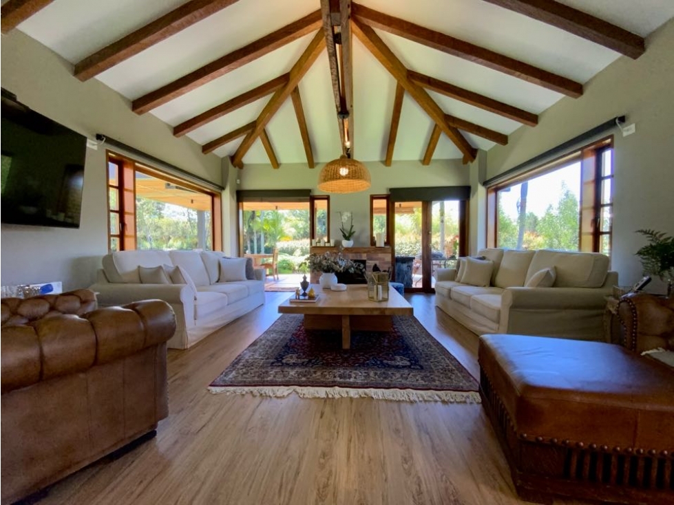 Venta Espectacular Casa 100% Remodelada Llanogrande — foto 3