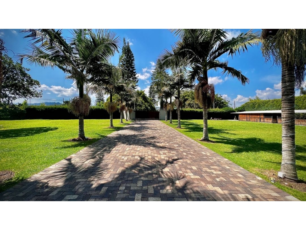 Venta Casa Campestre Luxury Llanogrande con Pesebreras USO COMERCIAL — foto 3
