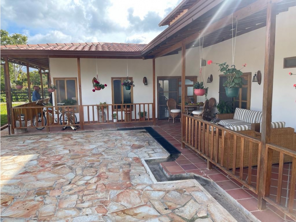 CASA CAMPESTRE MESA DE LOS SANTOS EN ALTAMIRA RESERVADO SANTANDER — foto 2