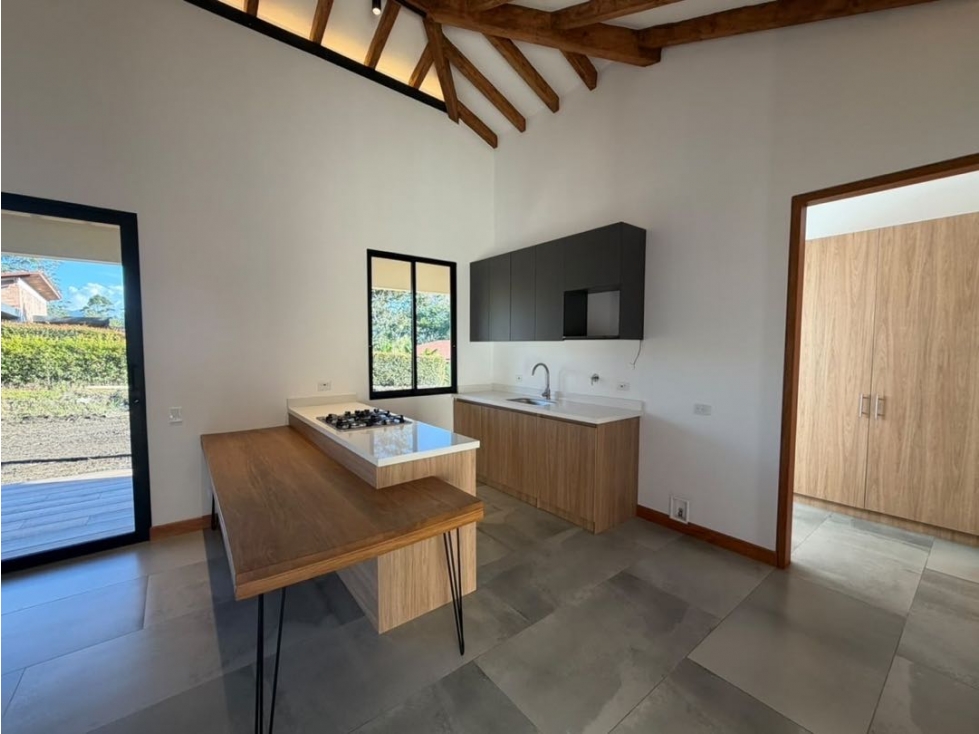 CASA CAMPESTRE PARA ARRIENDO UND CERRADA SECTOR QUIRAMA, LLANOGRANDE — foto 3