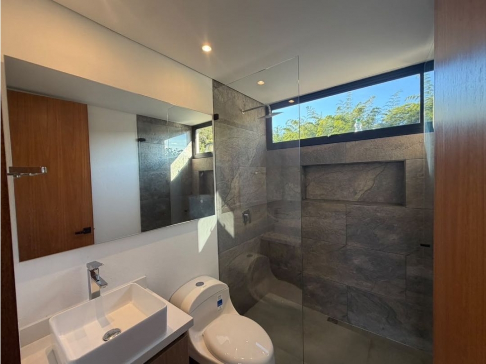 CASA CAMPESTRE PARA ARRIENDO UND CERRADA SECTOR QUIRAMA, LLANOGRANDE — foto 5