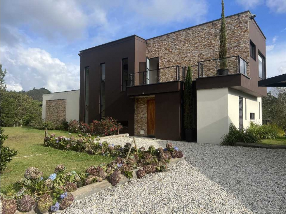 Vendo casa campestre en unidad cerrada en el retiro (LDC)