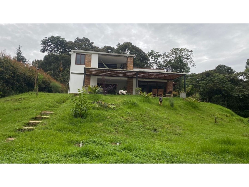 Casa campestre para la venta, en El Retiro, Antioquia — foto 2