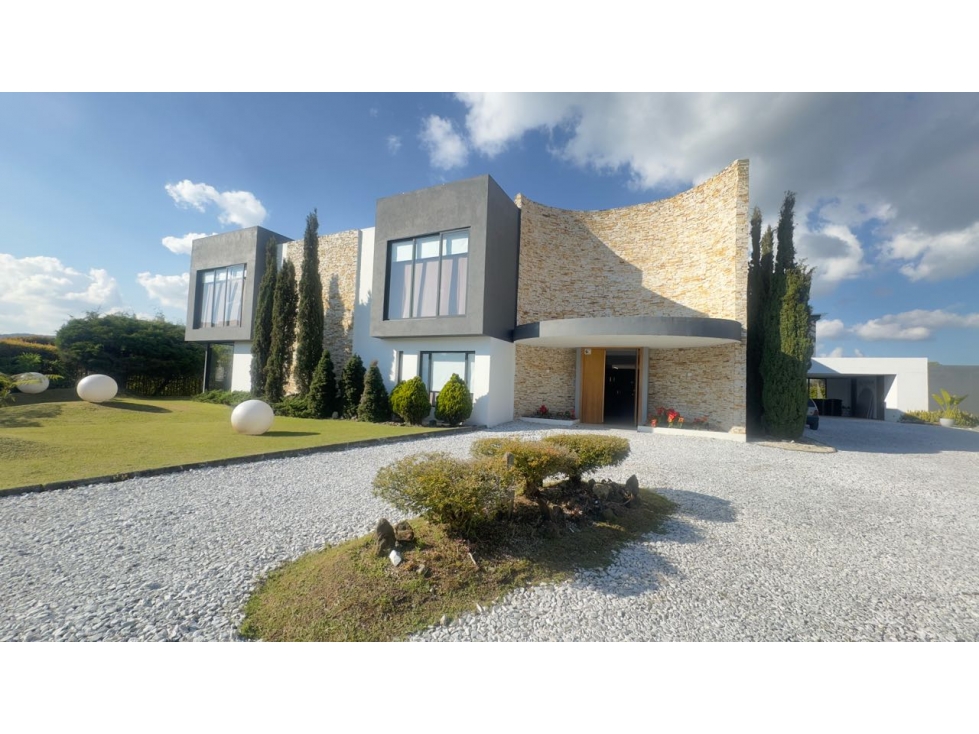 Casa campestre para la venta en exclusiva parcelacion en Llanogrande L — foto 2
