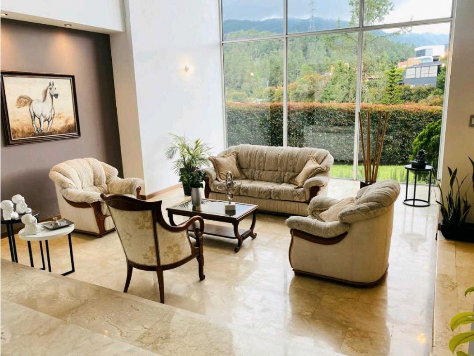 CASA CAMPESTRE PARA LA VENTA EN LA LOMA EL ESCOBERO — foto 6
