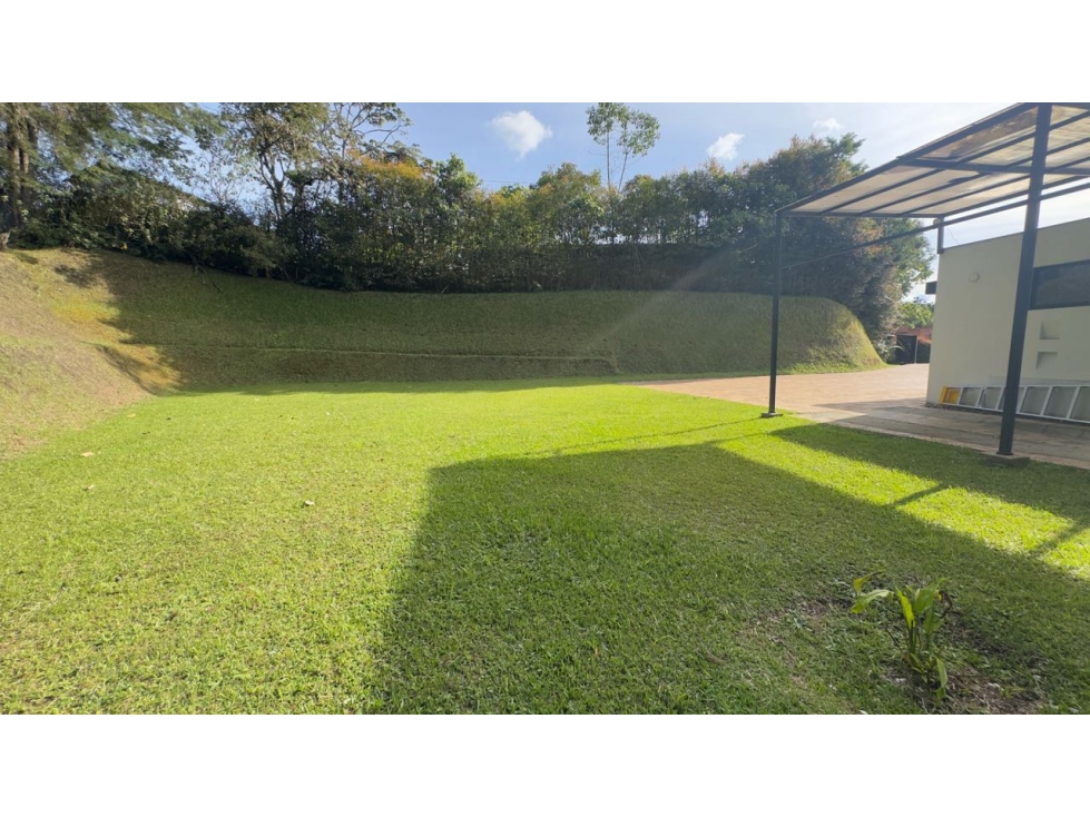 Casa campestre para la venta en unidad con portón eléctrico vía canada — foto 3