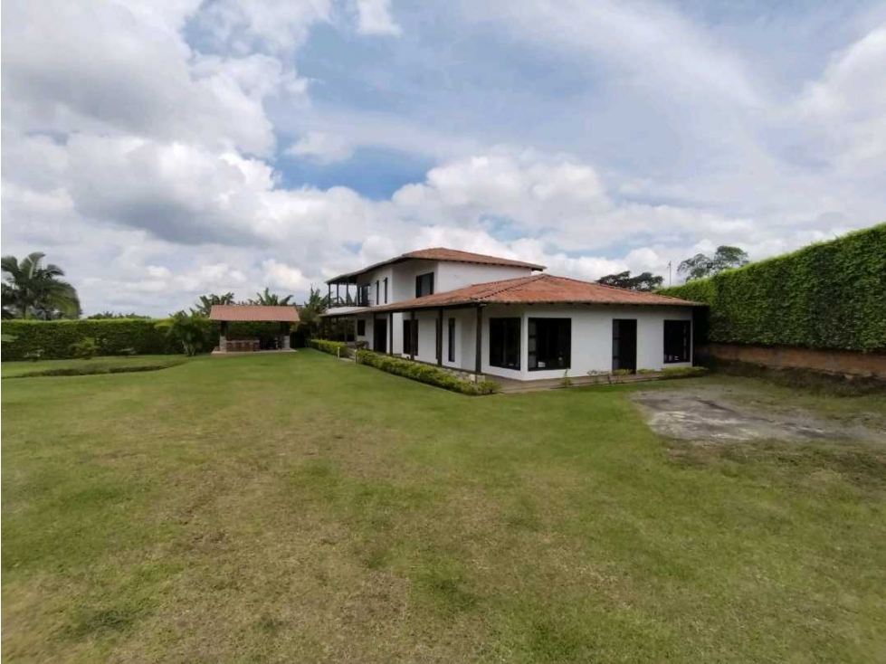 Casa Campestre Para la Venta Por Puerto Espejo