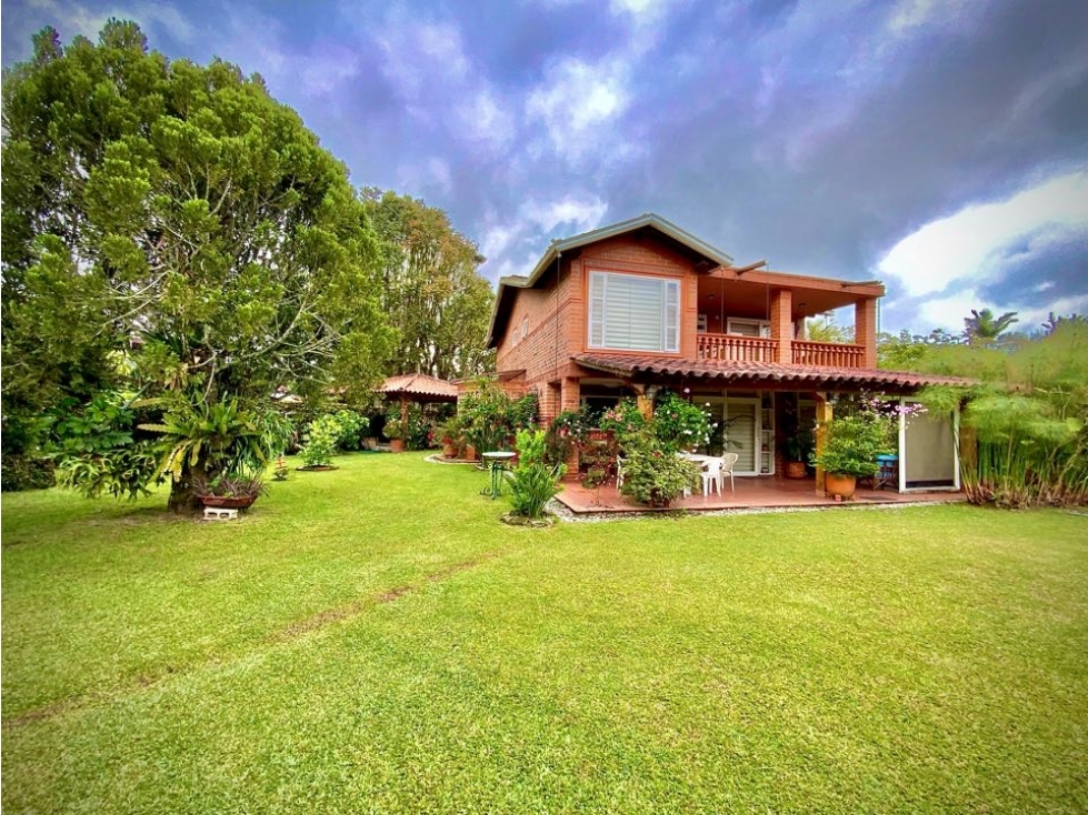 Venta Casa Colonial Holandesa Parcelacion Llanogrande