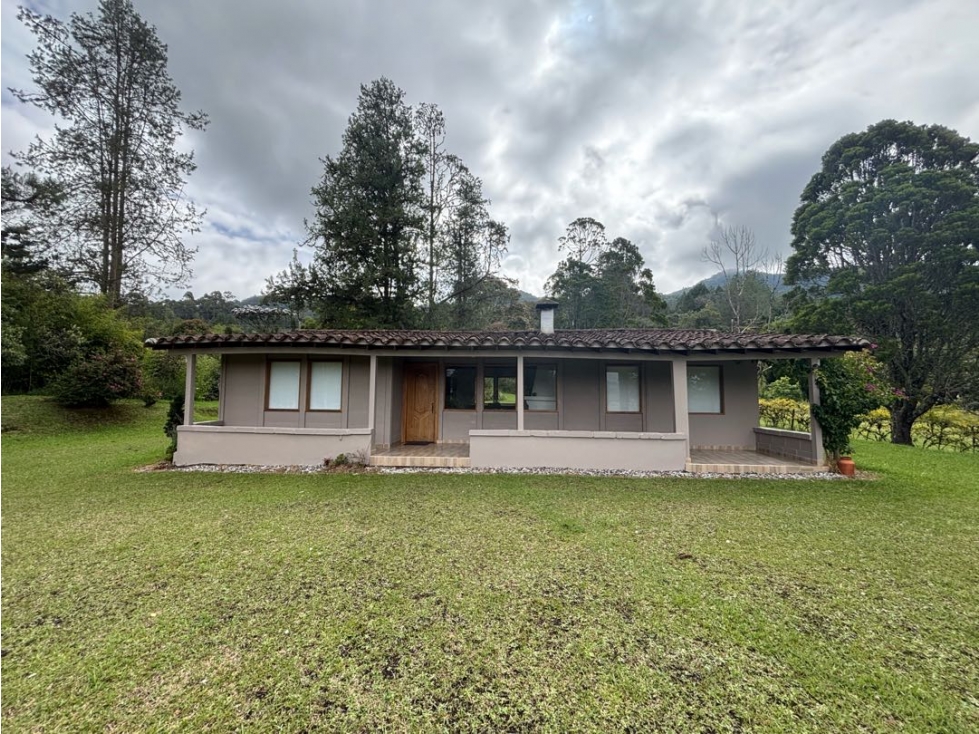 Casa campestre rodeada de naturaleza y tranquilidad en renta, La Ceja