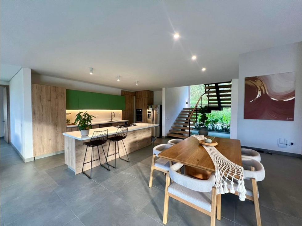 Venta Casa Diseño Sofisticado Semiparcelacion Sector Aeropuerto — foto 4