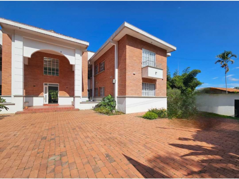 Casa campestre, unidad cerrada en Cerritos, precio de oportunidad. - 2