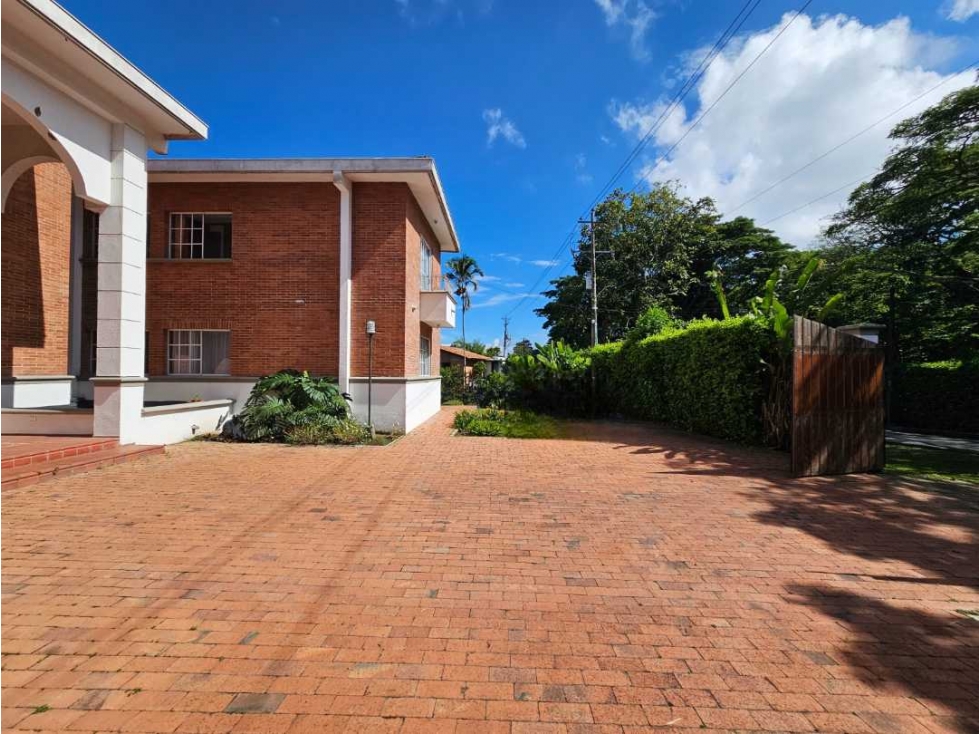 Casa campestre, unidad cerrada en Cerritos, precio de oportunidad. - 3