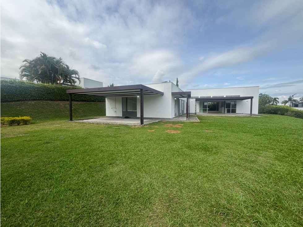 Casa campestre vía al El Caimo, cerca de Armenia Quindio