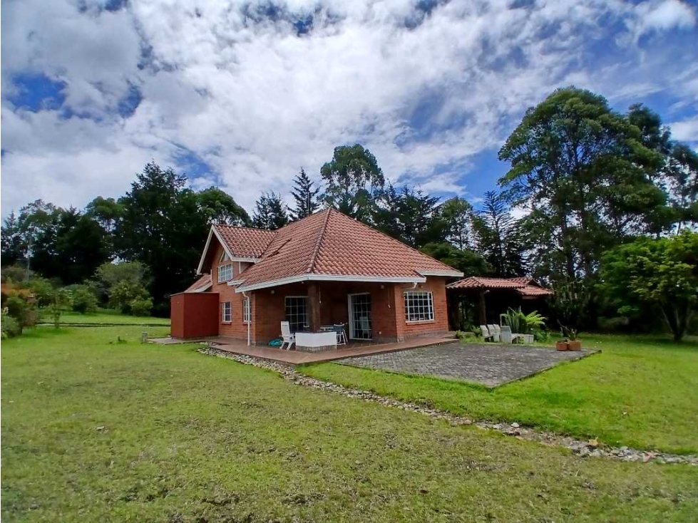 CASA CAMPESTRE VEN-CAMBIO EN PARCELACION, SECTOR SAJONIA — foto 4