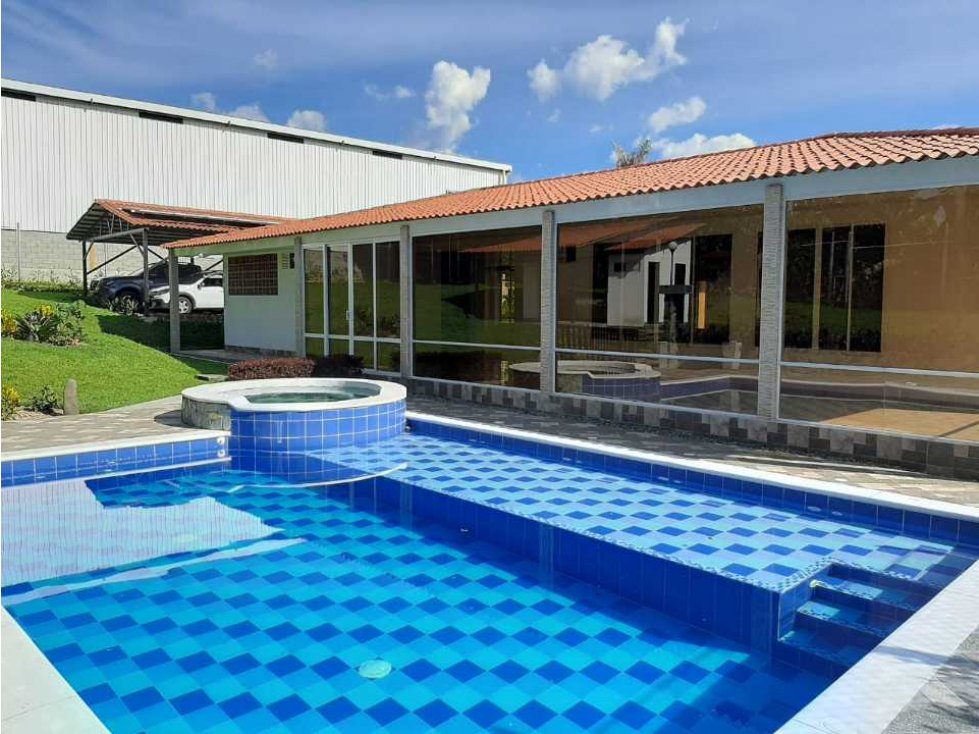 CASA CAMPESTRE VIA EL CAIMO