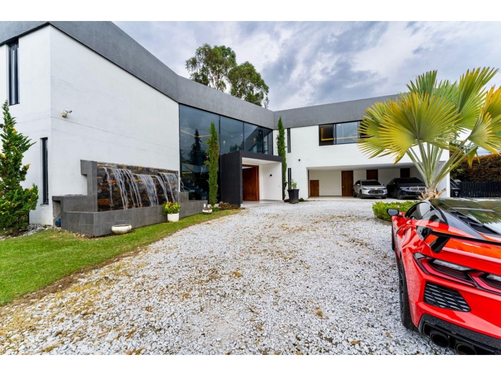 Exclusiva Casa Campestres Para Venta en Llanogrande