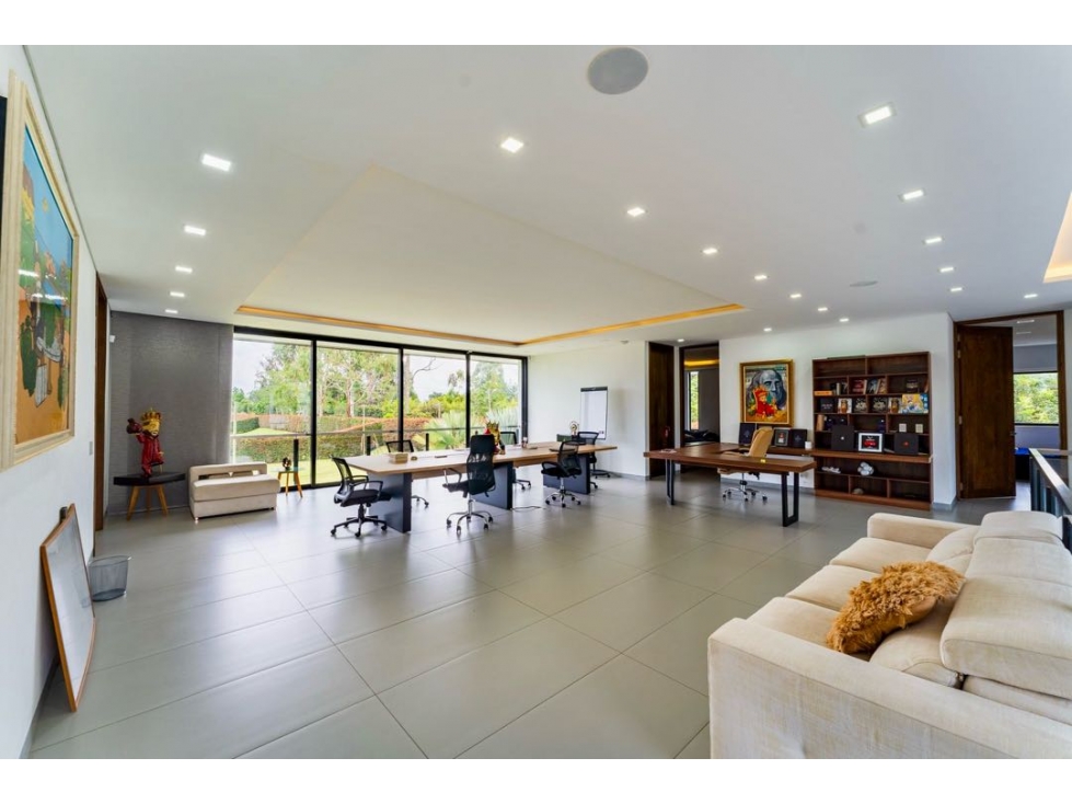 Exclusiva Casa Campestres Para Venta en Llanogrande — foto 2