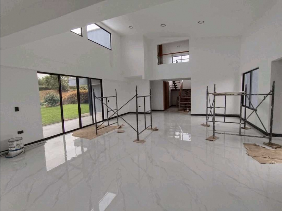 Casa campreste Para la Venta Sector hojas anchas — foto 2