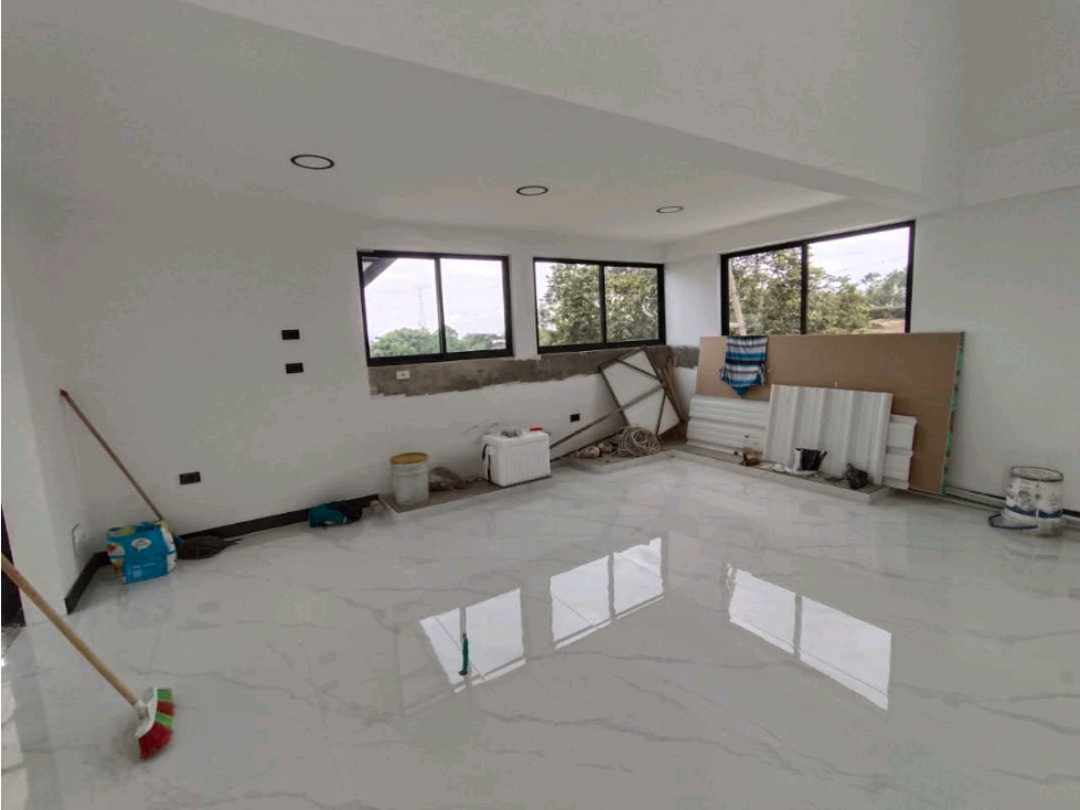 Casa campreste Para la Venta Sector hojas anchas — foto 3