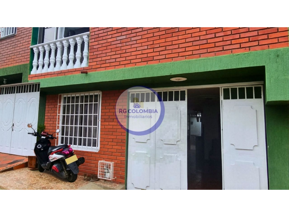 EN VENTA CASA EN SAN GIL, PASEO REAL - 4