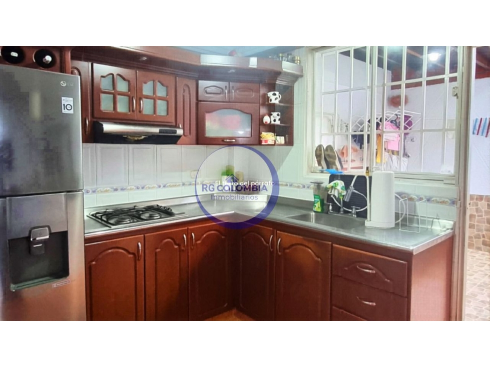 EN VENTA CASA EN SAN GIL, PASEO REAL - 6