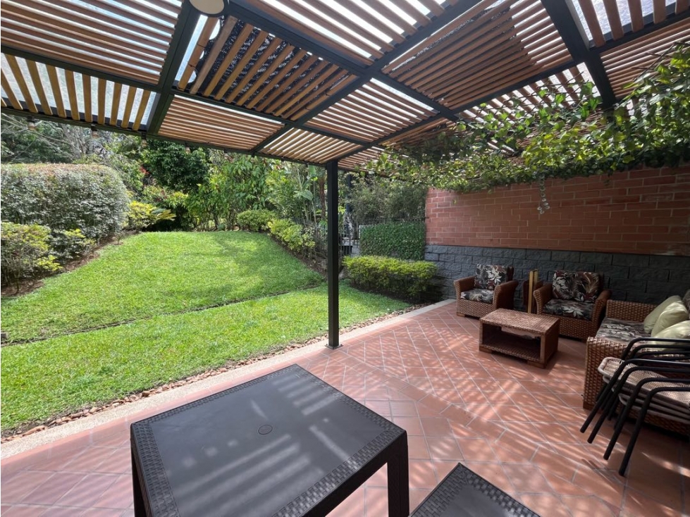CASA COLA DEL ZORRO CON AMPLIO JARDIN Y TERRAZA- 3 ALCOBAS + SERVICIO — foto 5