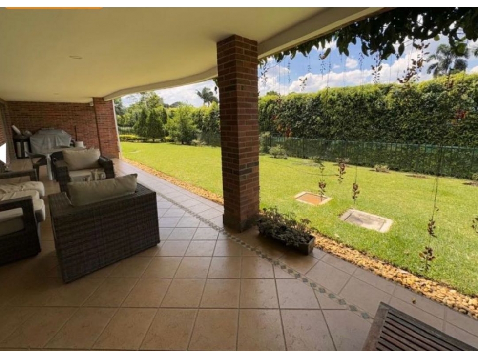 Casa Cola del Zorro con vist Poblado Medellin 730 metros 3900 mill — foto 5