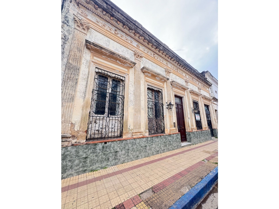 Casa Colonial Unica en Pleno Centro de Corrientes
