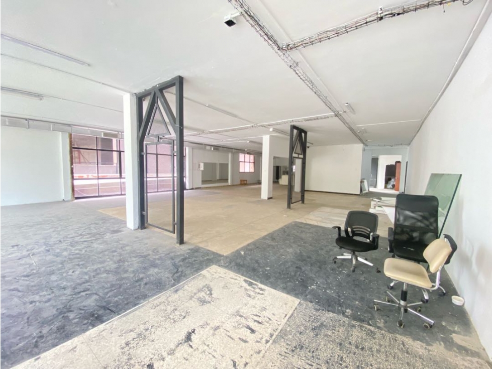 CASA COMERCIAL 51B con 79 local 3