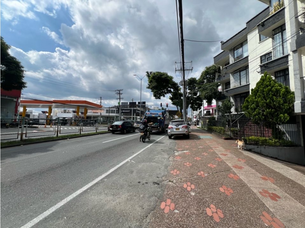Casa Comercial Avenida Simón Bolívar Armenia — foto 2