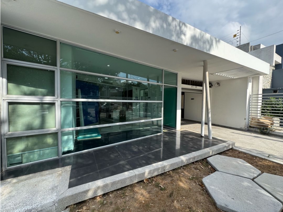CASA COMERCIAL CON SEGURIDAD PARA EMPRESA EN EL POBLADO — foto 4