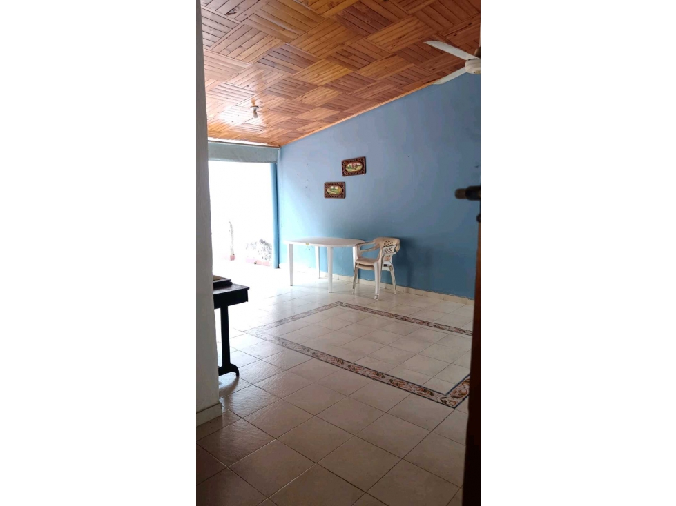 Casa comercial en arriendo - 1