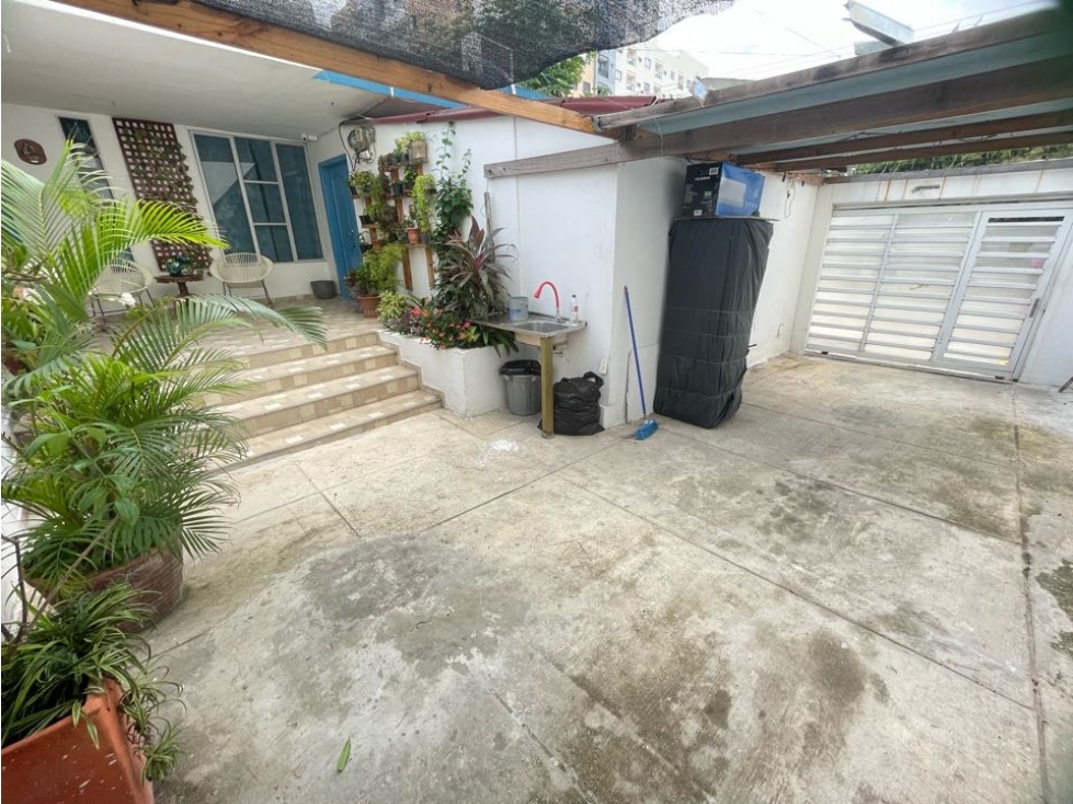 Casa comercial en arriendo barrio Ciudad Jardín en Barranquilla - 4
