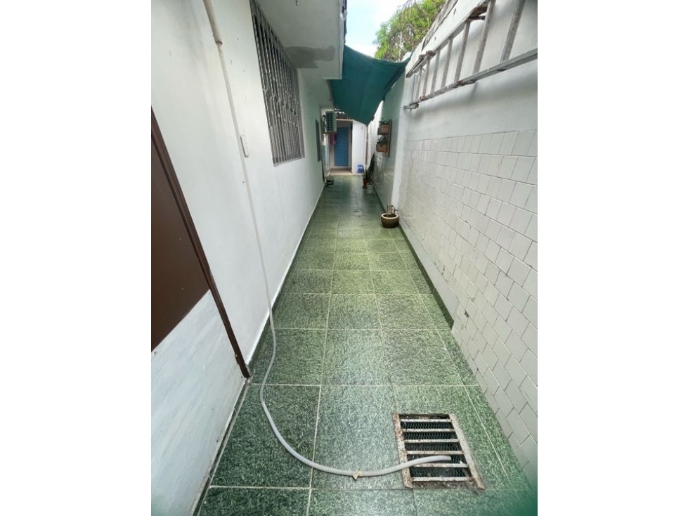 Casa comercial en arriendo barrio Ciudad Jardín en Barranquilla - 6
