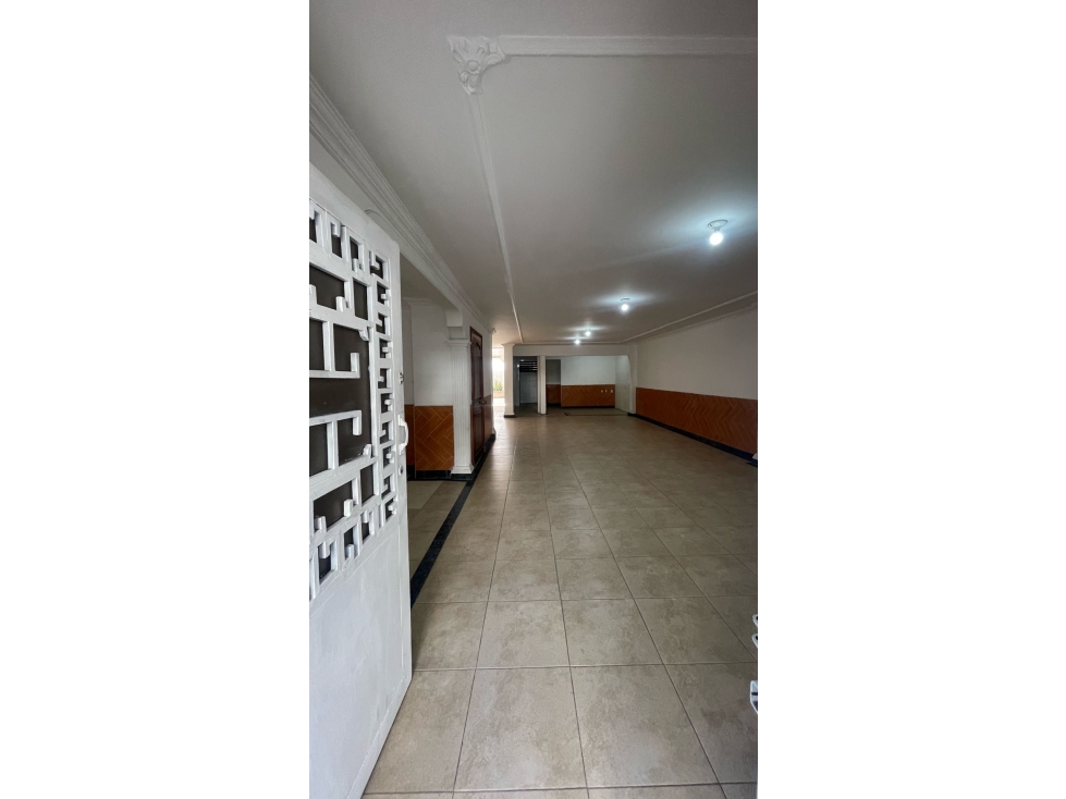CASA COMERCIAL EN ARRIENDO / CABECERA DEL LLANO - 4