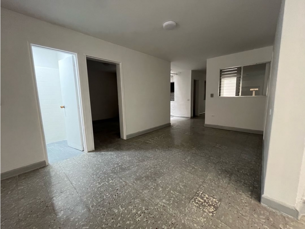 Casa comercial en arriendo Envigado Barrio Mesa — foto 3