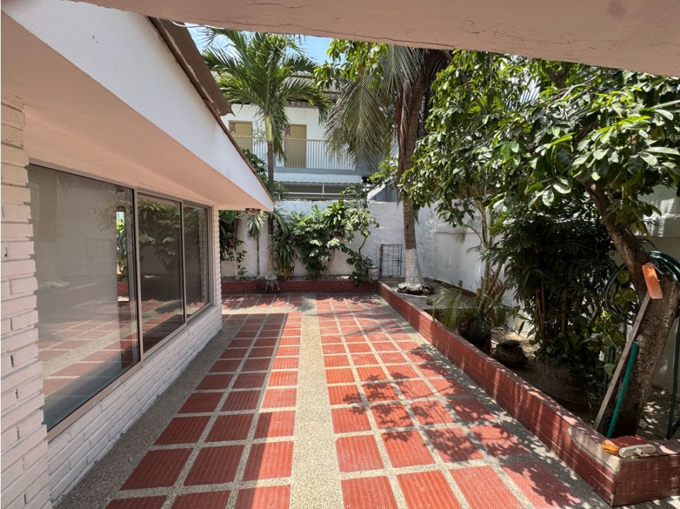 CASA EN ARRIENDO LA CAMPIÑA — foto 2