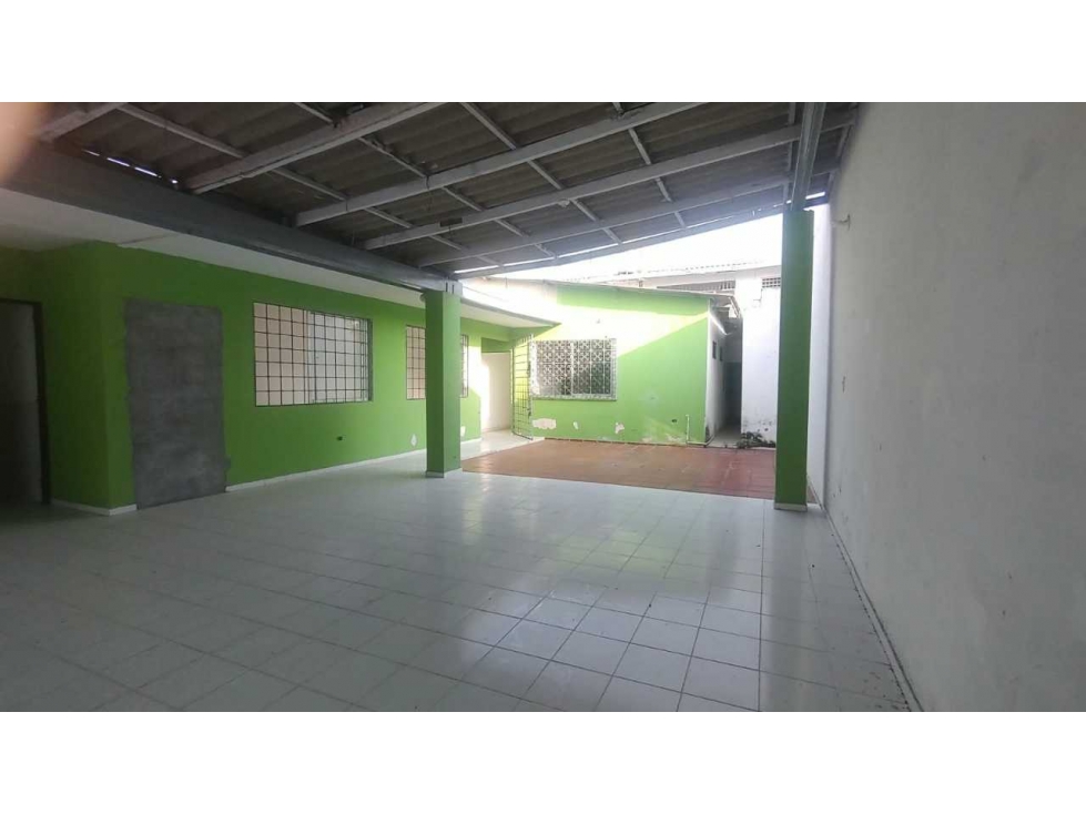 Casa comercial en venta en el centro de la ciudad de Monteria - 3