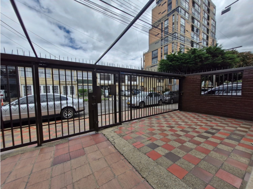 Casa Comercial en Venta, La Castellana, Bogotá D.C. — foto 4