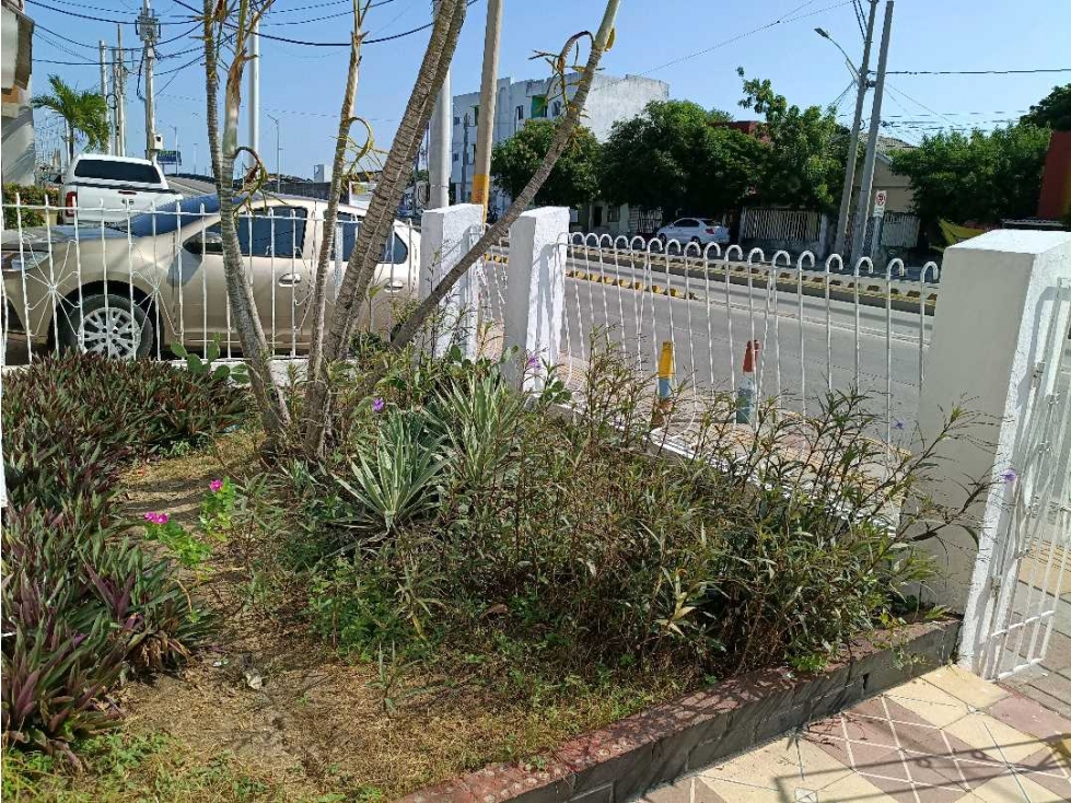CASA COMERCIAL O RESIDENCIAL SOBRE LA MURILLO CON 21. — foto 3
