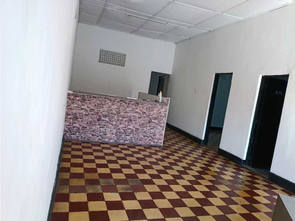 CASA COMERCIAL O RESIDENCIAL SOBRE LA MURILLO CON 21. — foto 5