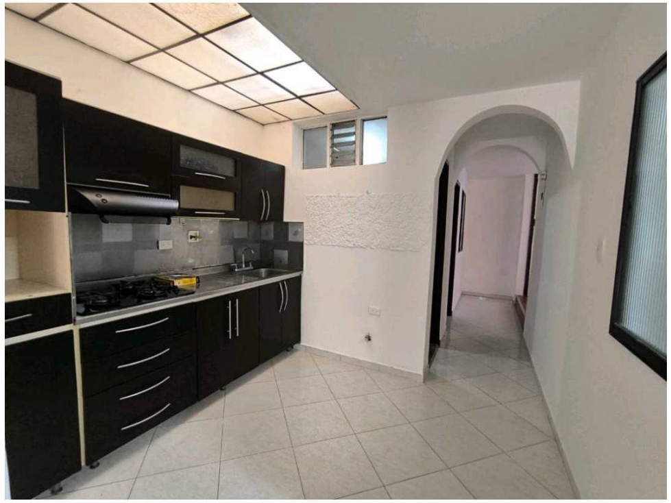 CASA CON AIRE | BARRIO NUEVO, BELLO EN VENTA E437 — foto 4