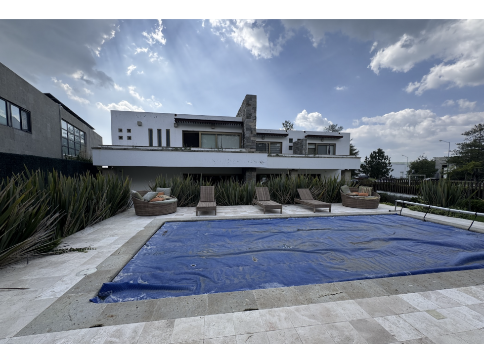 Casa con alberca y espacios amplios en El Bosque Contry, León — foto 2