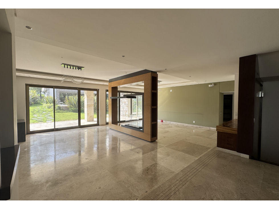 Casa con alberca y espacios amplios en El Bosque Contry, León — foto 4