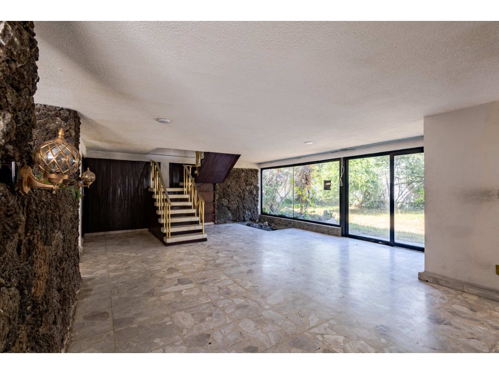 Casa con Amplio Terreno en Álvaro Obregón | Posesión Inmediata — foto 2