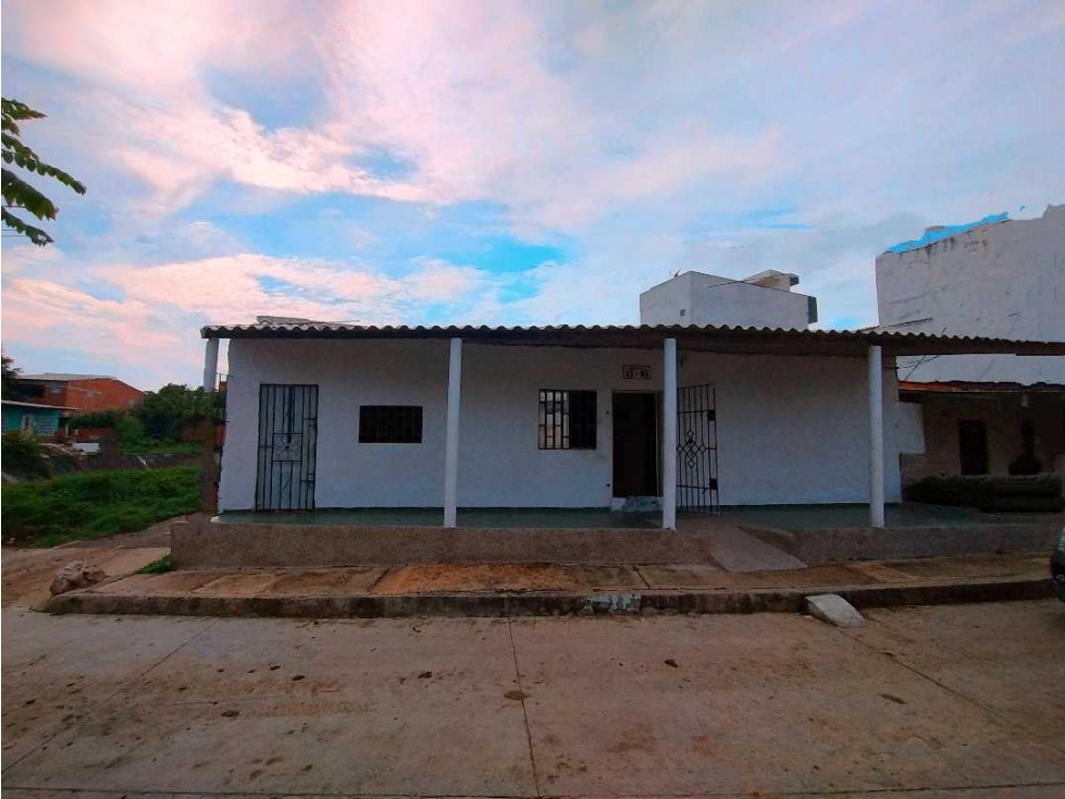 CASA CON APARTAESTUDIO EN VENTA PUERTO COLOMBIA