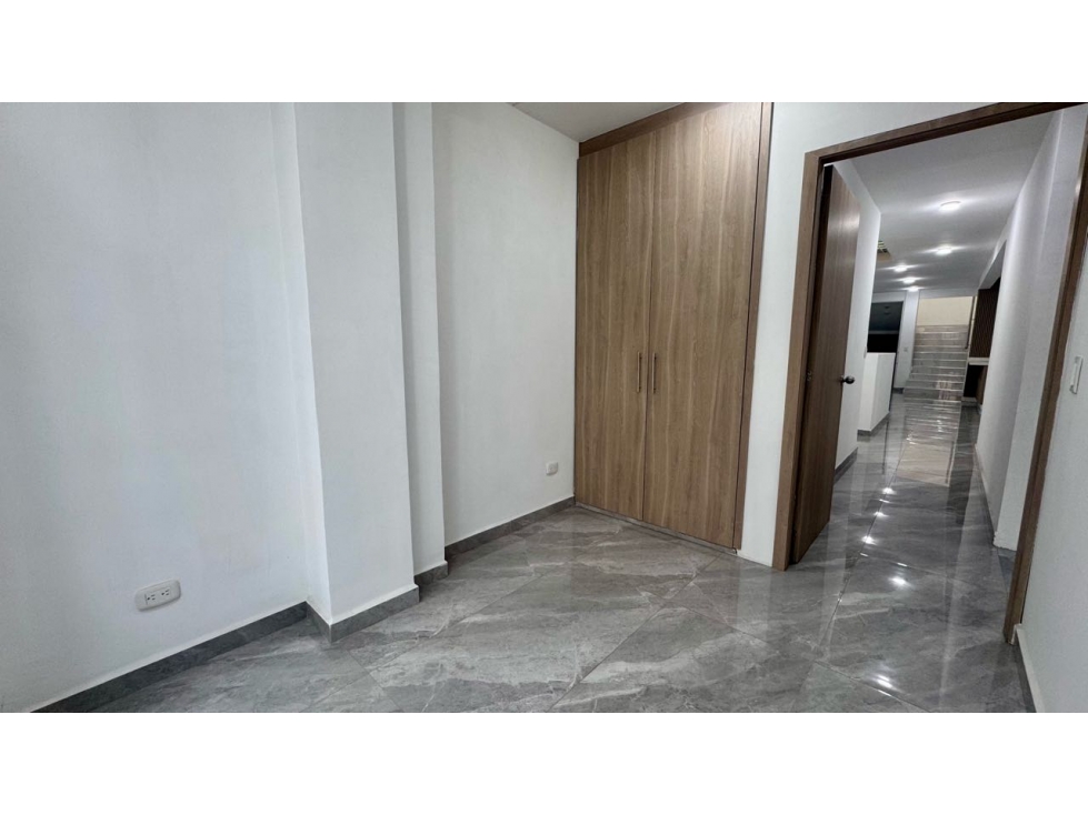 Casa con 4 apartamentos en Venta / Permuta - Barrio Colombia Palmira — foto 6